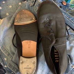 Tap shoes